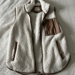 Sherpa Vest